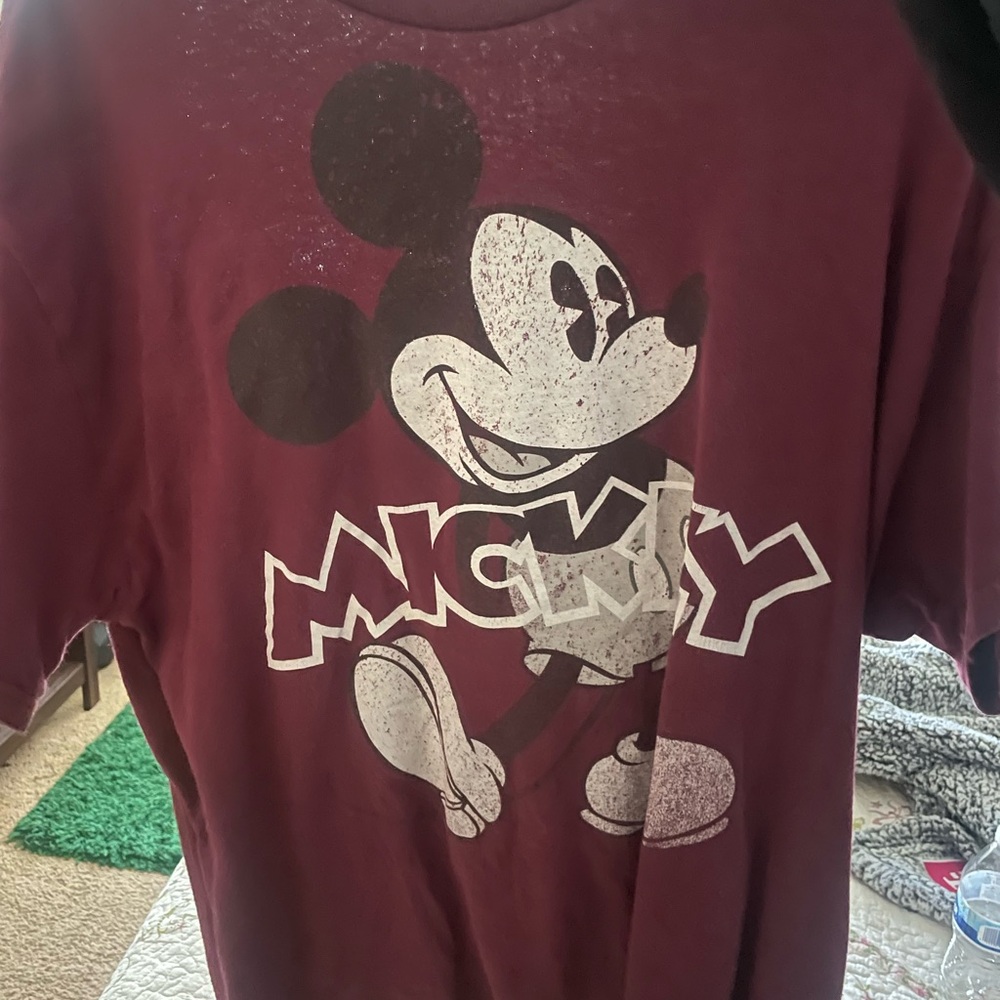 Mickey Mouse shirt
Vintage
